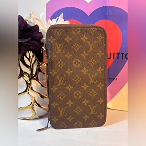 Louis Vuitton Eacapade